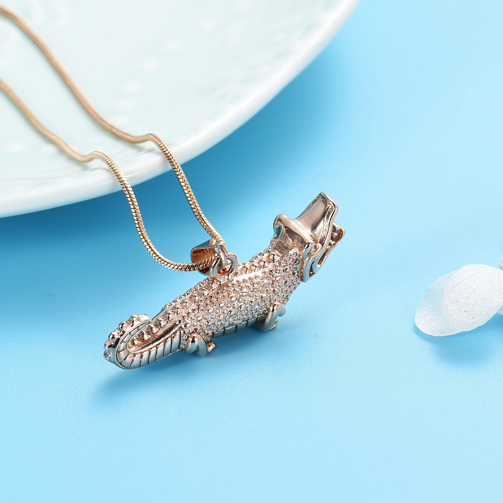 Crocodile Cremation Ashes Jewelery Charm Memorial Necklace For Ashes Perfume Holder Stainless Steel Customize Keepsake