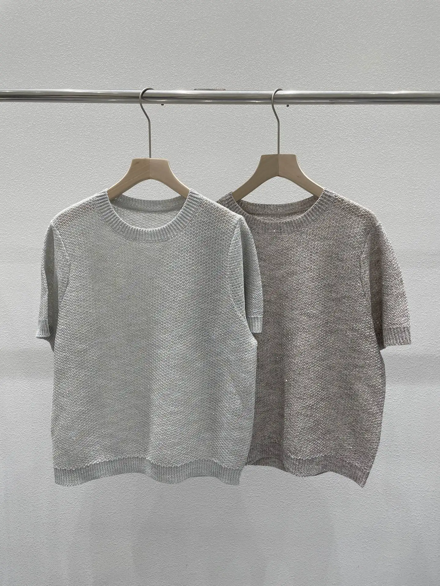 New Summer Women's Linen Crew-Neck T-Shirt – Loose, Versatile, Short-Sleeved Top (Suitable for Layering or Workwear)