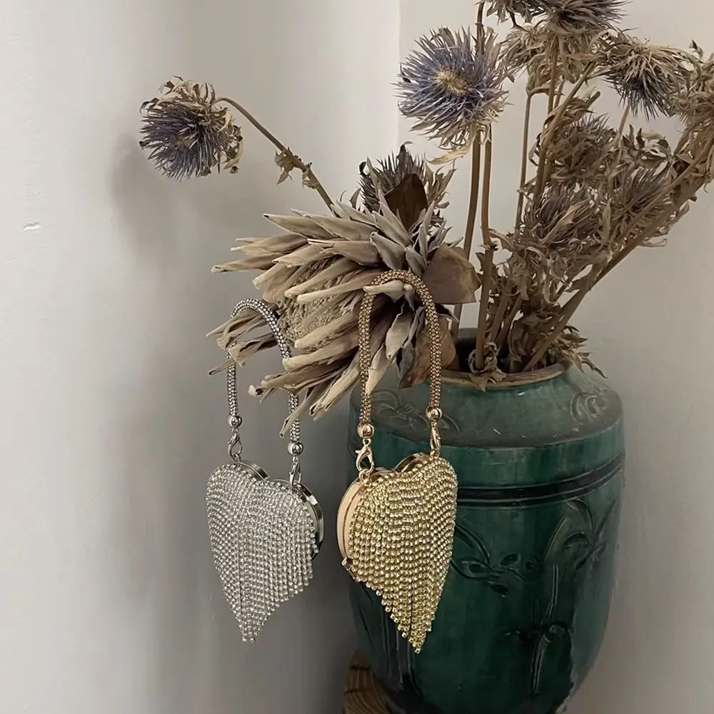 

Heart Shape Retro Envelope Bag Rhinestones Luxury Design Mini Bag Chain Shoulder Small Size Evening Clutch Women Occasions