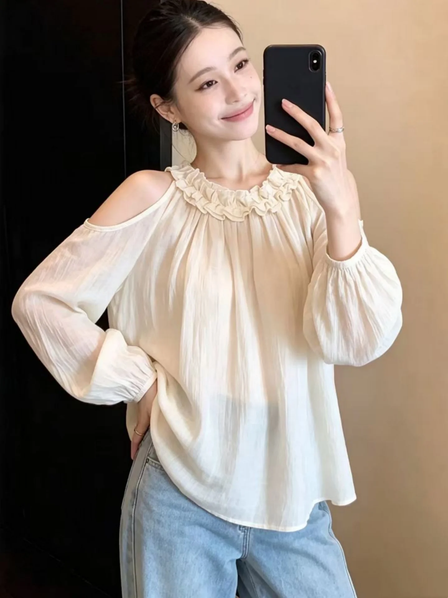 Elegant Shoulder Bared Long Sleeve Shirt Women's Fashionable Wooden Design Breathable Comfortable Korean Style Top