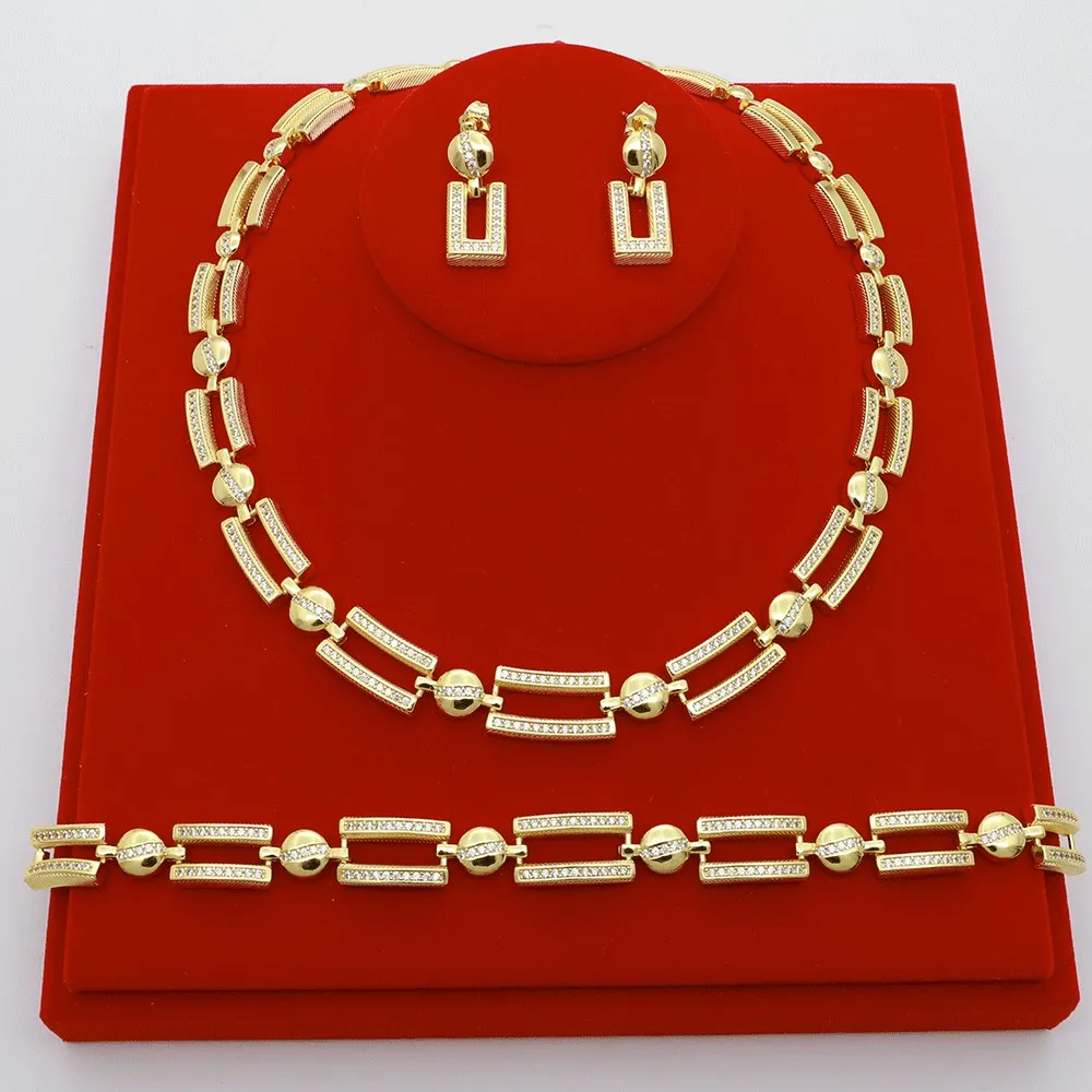 

High Grade Luxury 18K Gold Plated Jewelry Set Exquisite Design Cubic Zircon Decoration Geometric Necklace Bracelet Earring