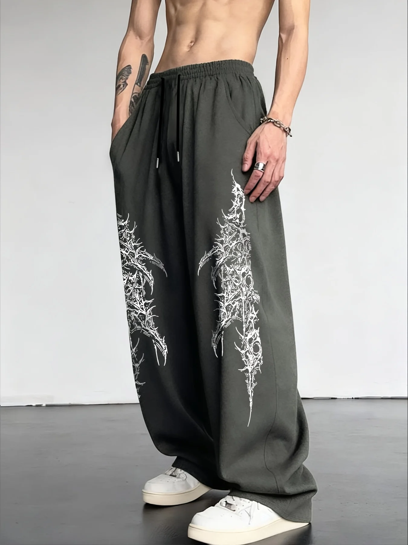 

Men's Classic, Versatile, Fashionable, Cool Graphic Printed Drawstring Belt, Breathable, Skin-friendly, Non-stuffy Casual Pants