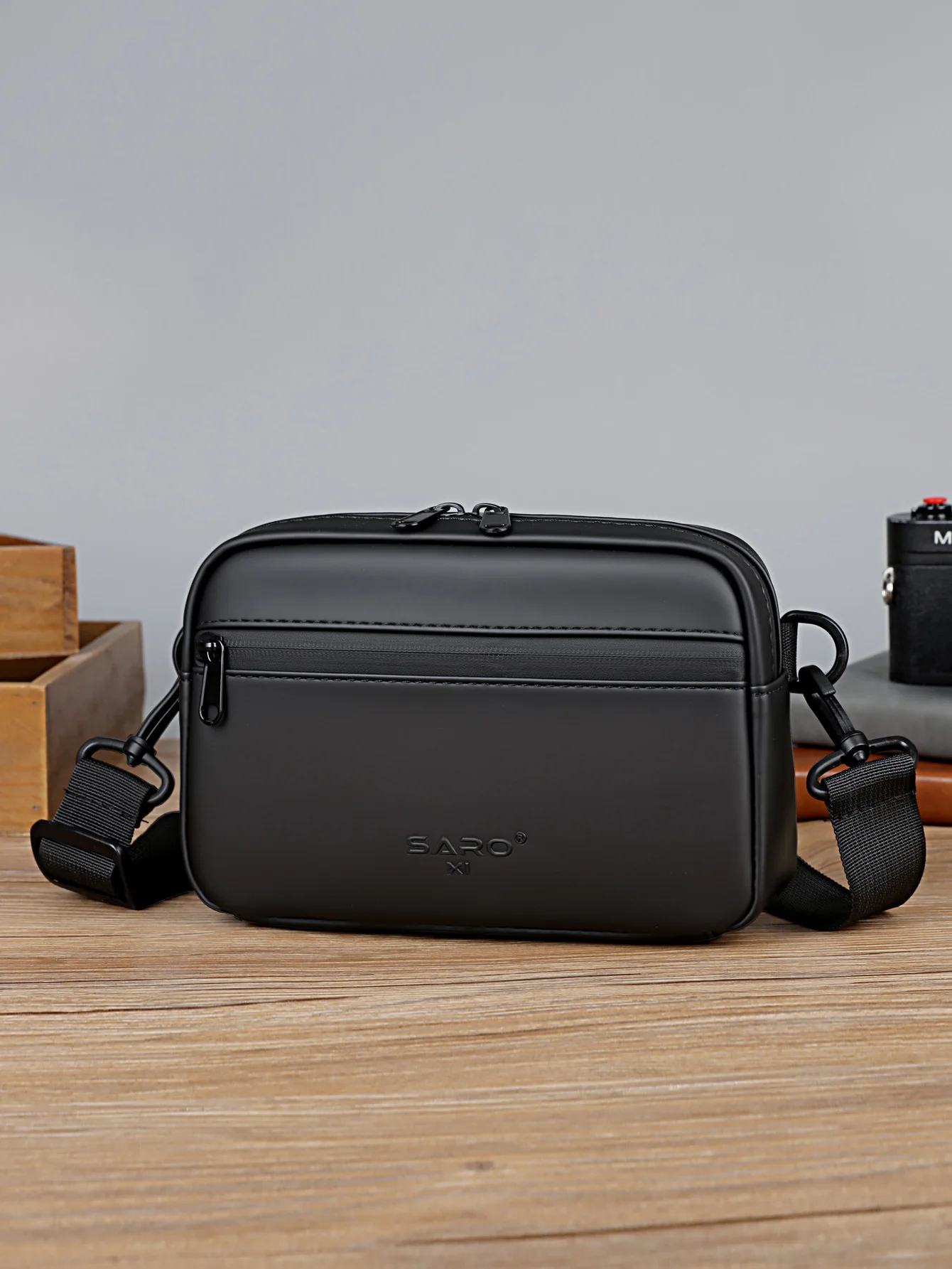 2026 New Men's Leather Shoulder Bag Casual Horizontal Fashion Trend Business Cowhide Crossbody Bag for Youth Leisure Style