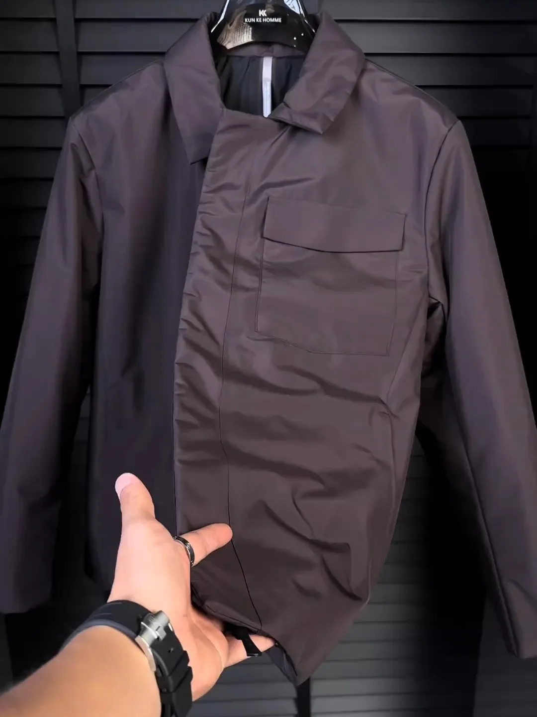 

Мужская модная повседневная универсальная трендовая пуховая куртка с воротником, осень-зима 2025, новинка, из полиэфирного волокна, с длинными рукавами, теплая