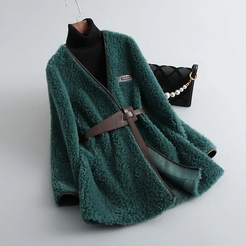 신상 스타일 양털 코트 브이넥 양모 올인원 스킨 오버코트 여성 중간 길이 여성용 퍼 코트