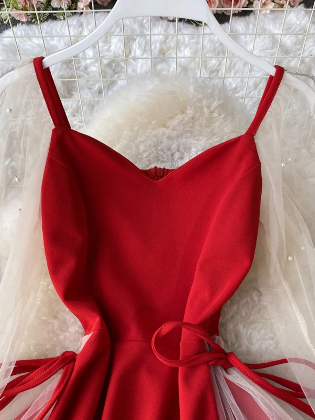 Robe rouge à bretelles Spaghetti pour femmes, en Tulle, manches perlées, panneaux, Slim, ligne a, Date française, Mini robe de fête de mariage, nouvelle collection 2025