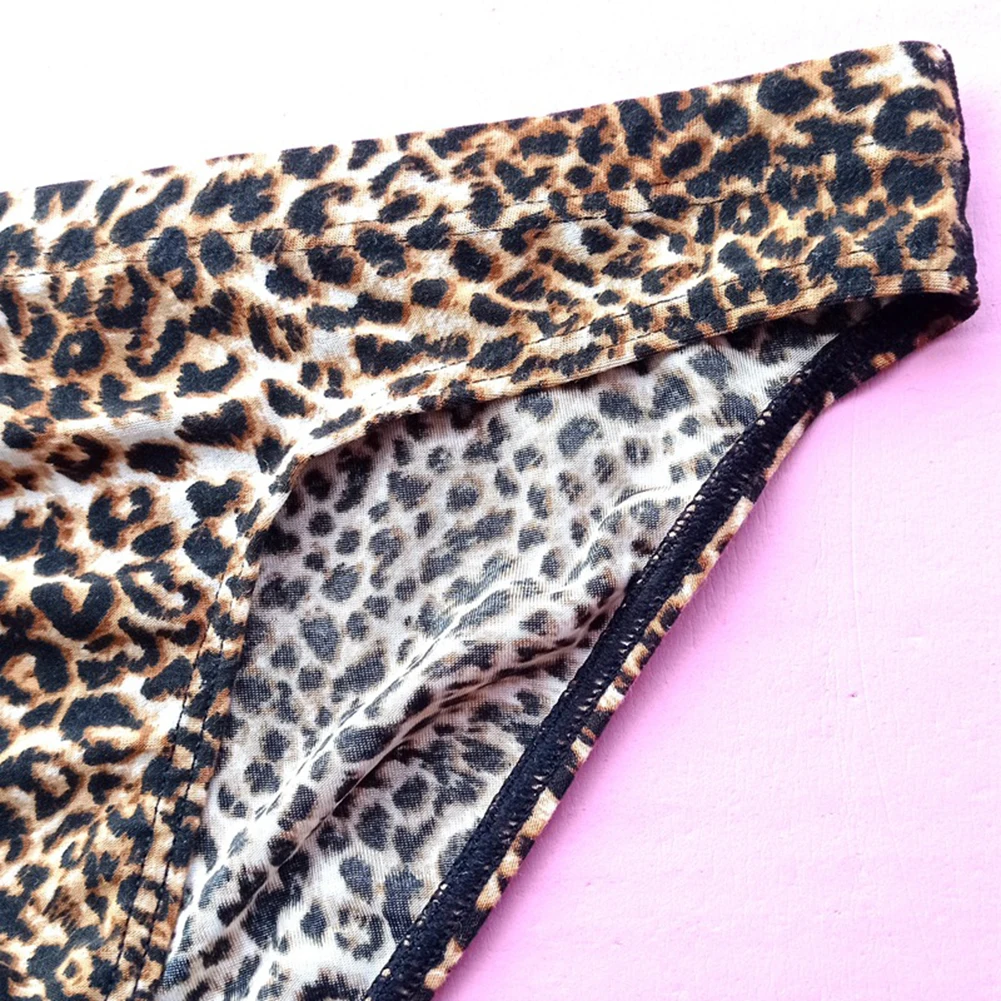 Für den täglichen Gebrauch für romantische Abende. Sexy Herrenunterwäsche, Herren-Slips, weiß, dehnbare Taille, flache Messung, niedrige Taille