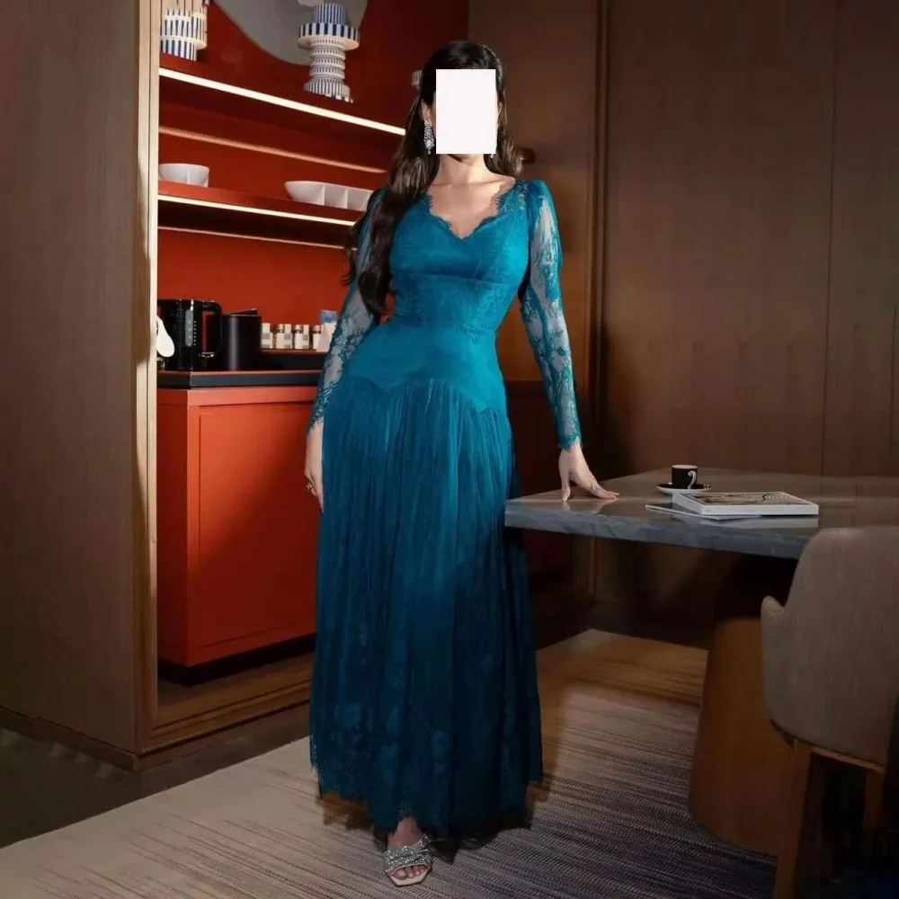 

Customized V-neck Evening Dress Gorgeous Long Sleeve Prom Dress Ruched Formal Occasion Lace Applique Party Gown Robe Soiree