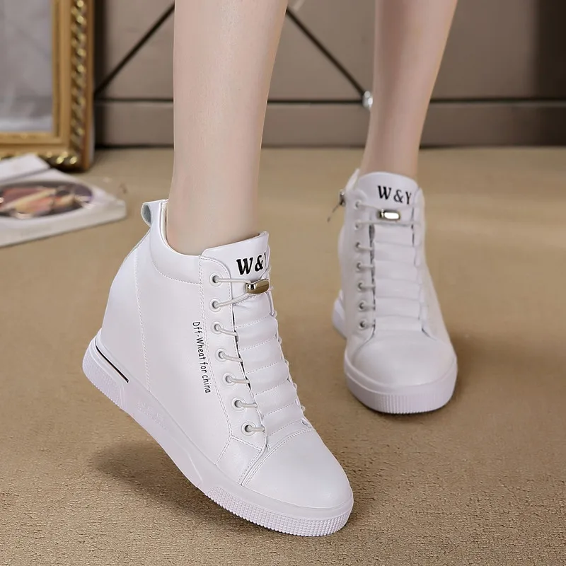 height increasing women's shoes 2026 spring casual shoes Korean version slope follow-up Thick soled zipper travel white shoes