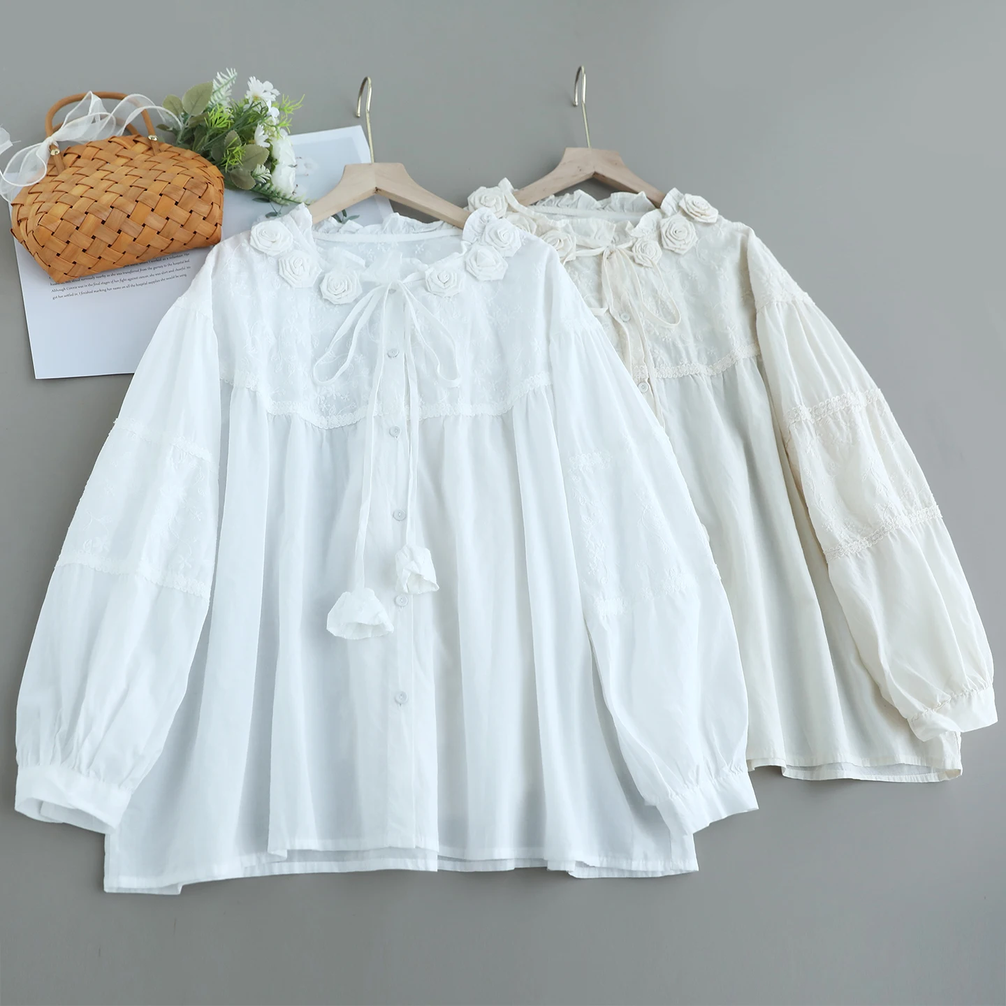 

Japanese Sweet Mori Girl 3D Flower Embroidery Cotton Shirts Women Autumn Lace Up O-Neck Long Puff Sleeve Casual Loose Blouse Top