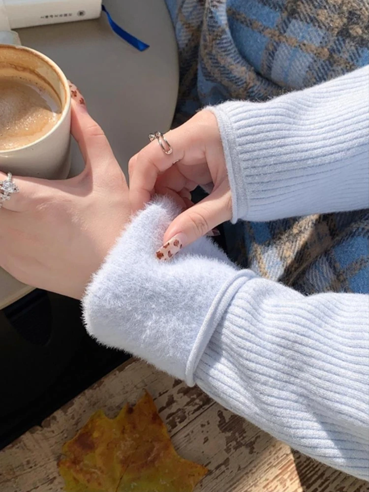 المرأة الدافئة محبوك قاع البلوز ضئيلة الكورية نمط بسيط قاعدة طبقة البلوز قطعة واحدة المخملية الياقة المدورة رشاقته سترة