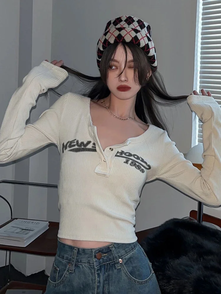 

Весенне-осенняя женская эластичная футболка с принтом граффити Y2K, облегающая футболка с открытым пупком и длинными рукавами с круглым вырезом