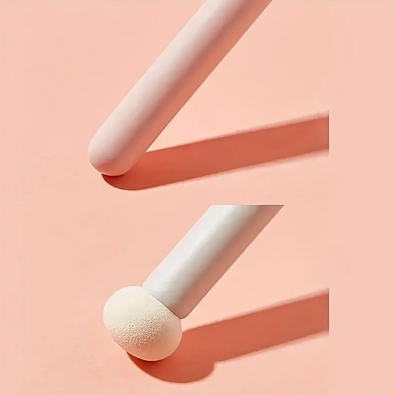 キノココンシーラー スポンジファンデーション メイクアップスポンジ アイコンシーラーブラシ 顔、鼻、まぶたに適用 初心者向けコンシーラーブラシ