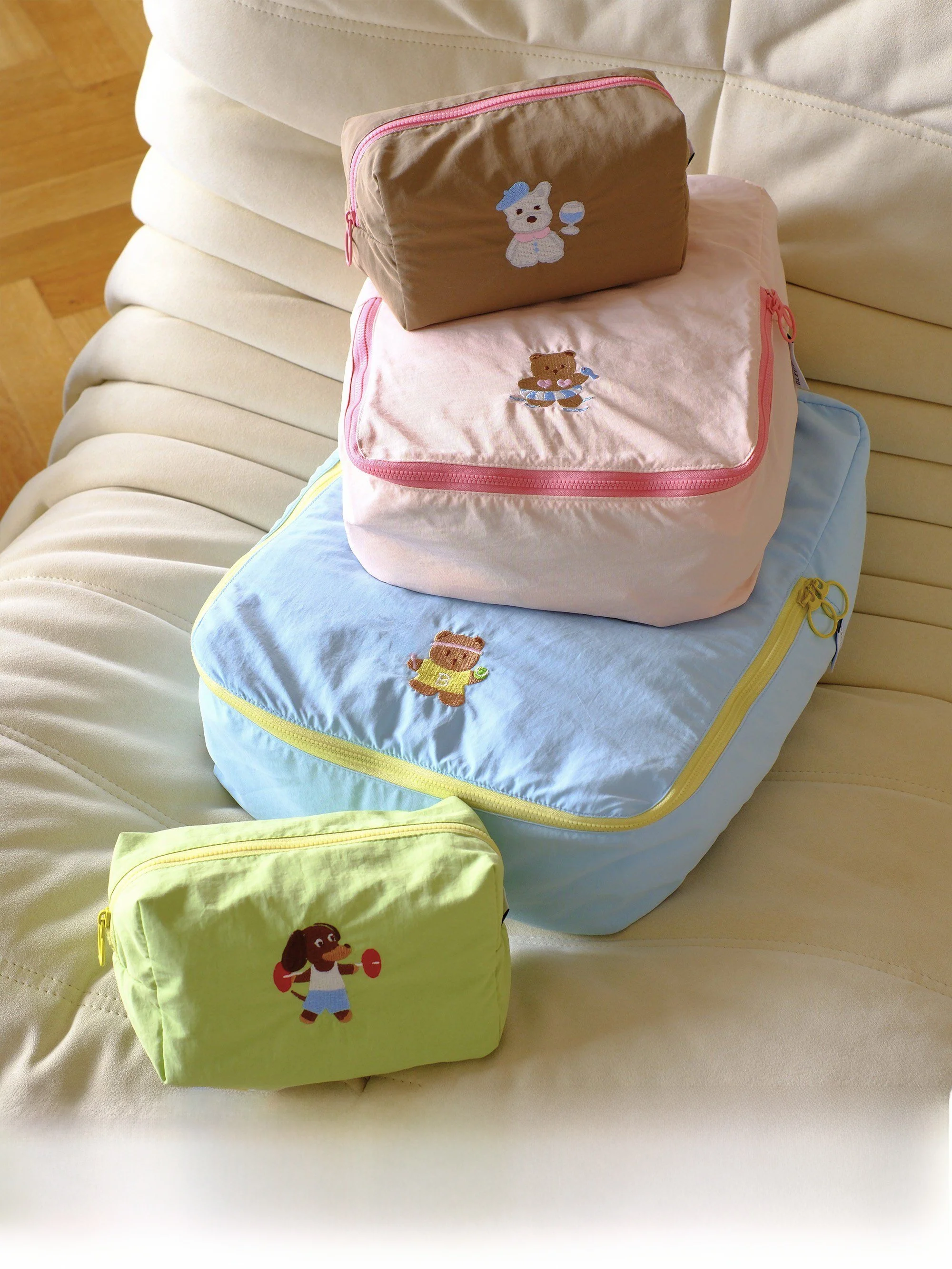 Waterproof Travel Cosmetic Bag Original Cartoon Embroidery Storage Organizer Nylon Fabric for Everyone Suitable for Travel