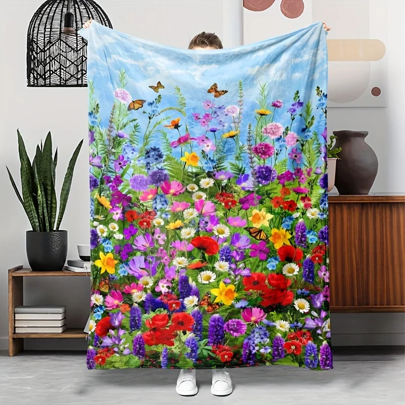 Floral Pattern Flannel Blanket, Gift for Family and Friends, Midday Nap, Throw Blanket, Sofa , Camping