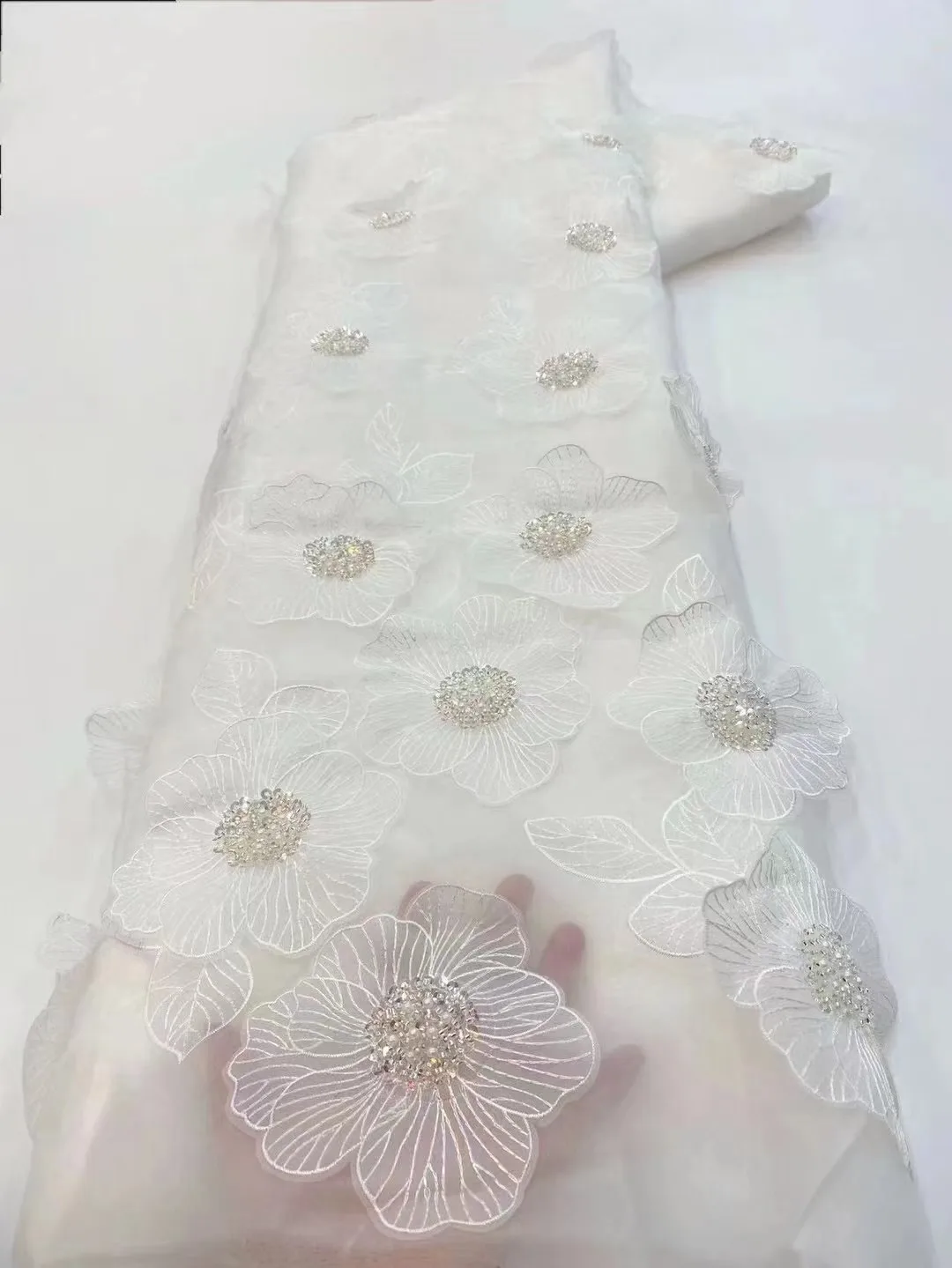 High Quality Flower Lace Fabrics 3D Embroidery Applique Beads Fabric for Wedding Evening Sewing Materials White Tulle Fabric