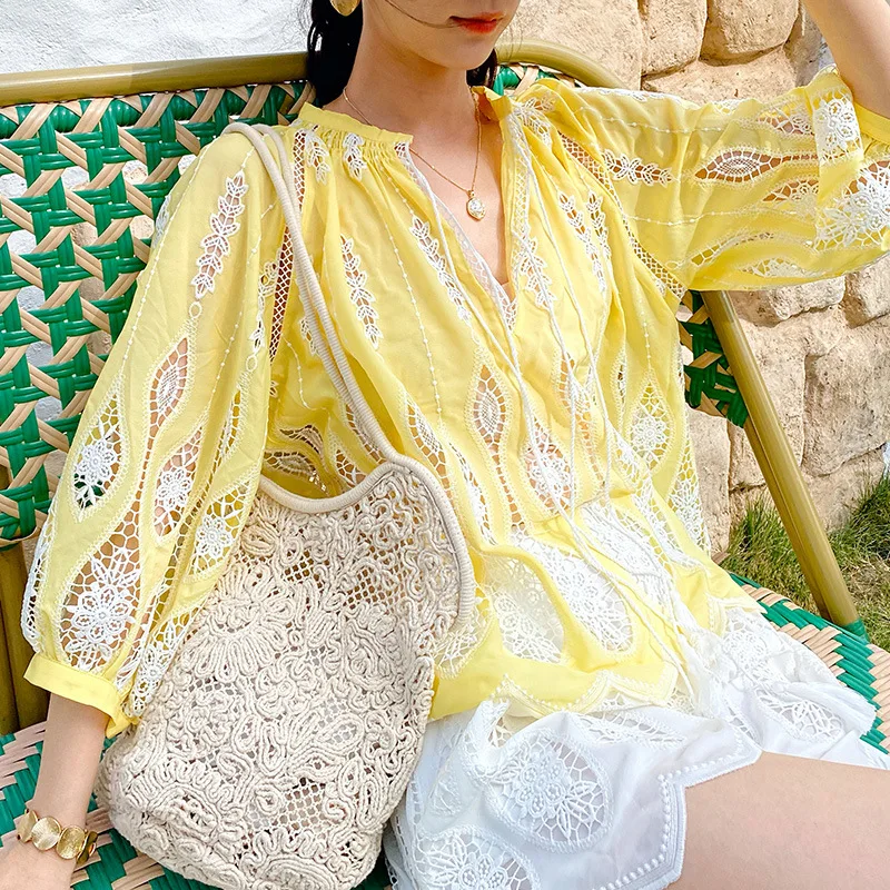 

Spring 2025 Women's Holiday Sle Embroidered irt Beach Vaion Small Top South Oil Women's Spring Clothing