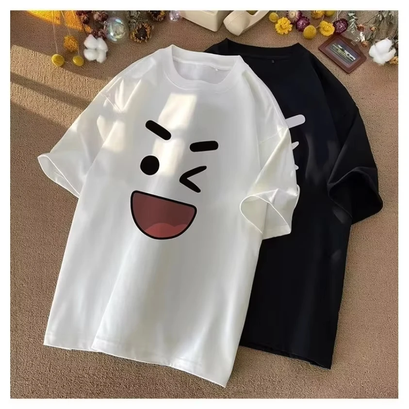 Unisex Wink Smiley Face Emoticon Graphic T‑Shirt Short Sleeve Crew Neck Loose Funny Cartoon Casual Streetwear Tops for Men Women