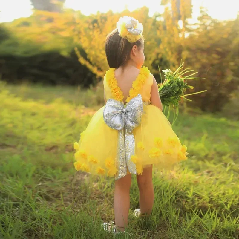 

Flower Girl Dresses Cute Kid Sleeveless Butterfly Yellow Costumes Birthday Gown Child Party First Communion Dress Ball