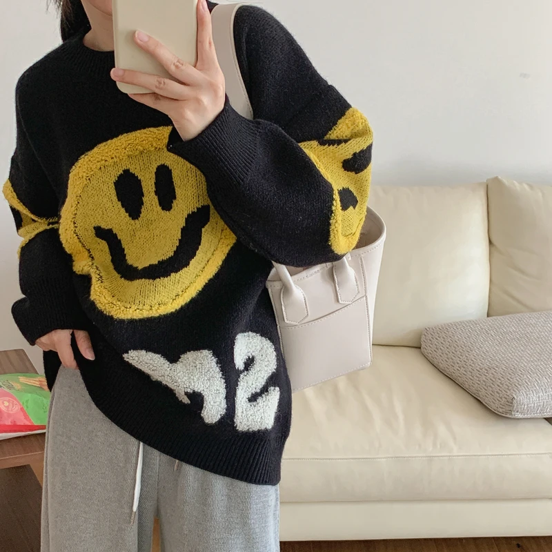 

2022 Autumn New Fashion Women Sweaters Funny Smiley Face Loose Knit Jumpers Vintage Long Sleeve Baggy Pink Pullovers Mujer