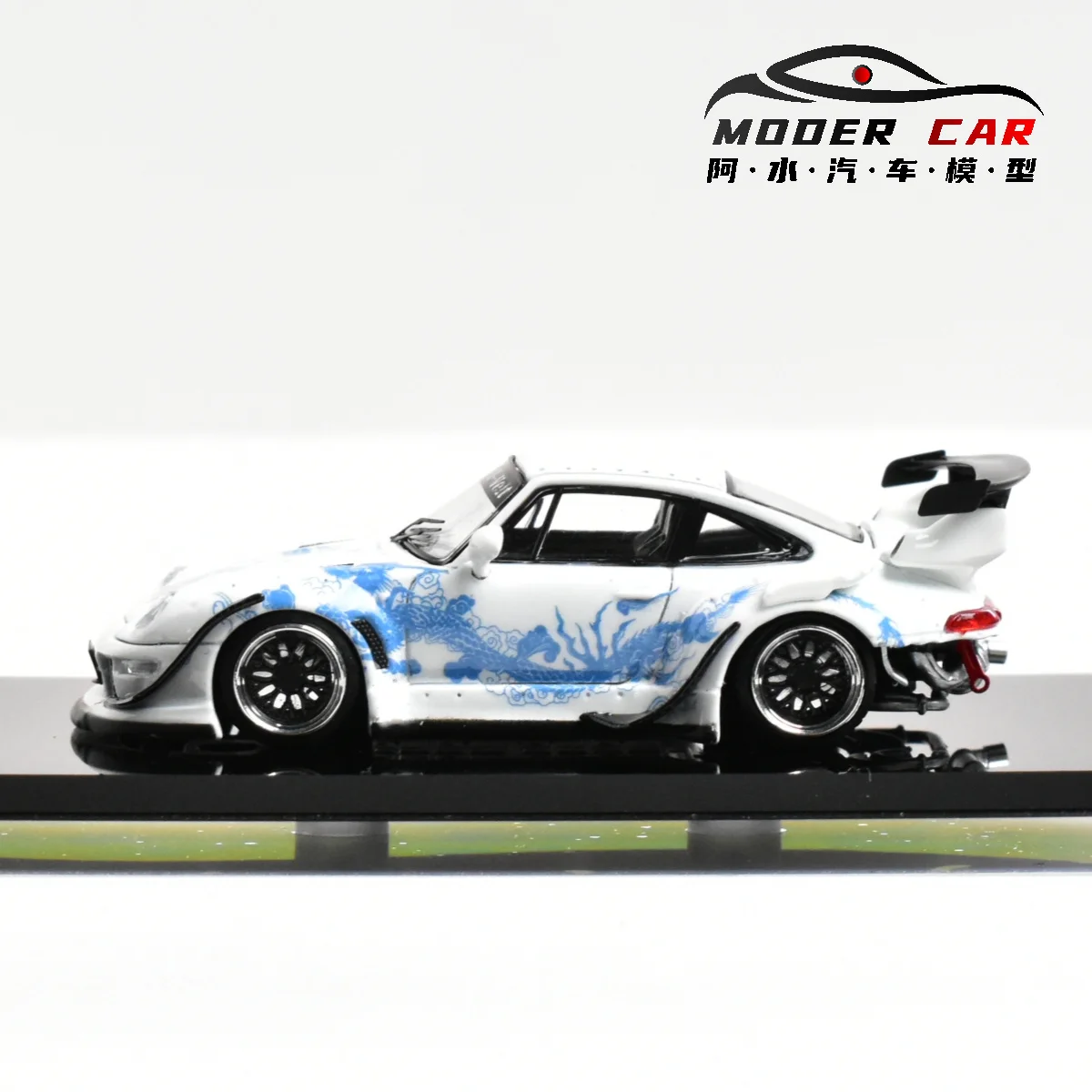سيارة Street Weapon SW 1:64 RWB 993 Rauh-Welt مضيئة على طراز Diecast