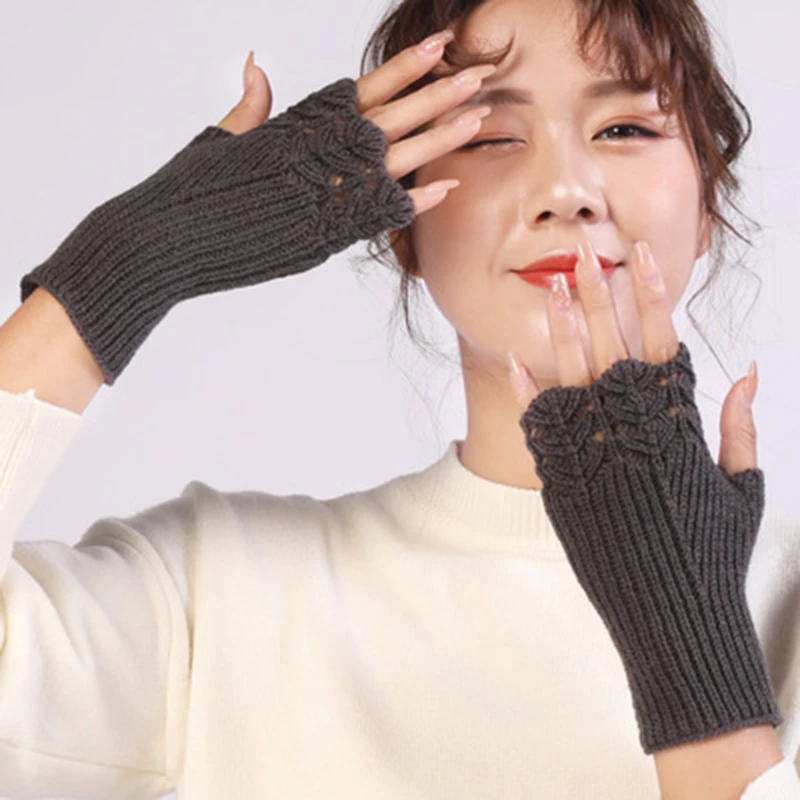 Knitting Gloves Women Autumn Winter Warm New Female Student Fashion Versatile Knitted Warm Half Finger Open Finger Gloves