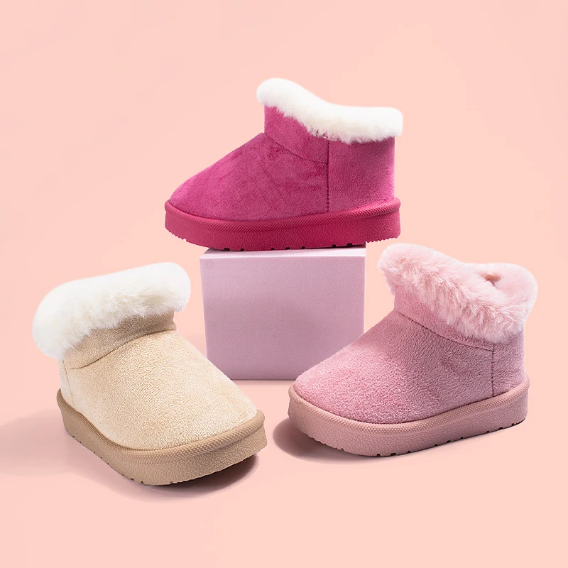 

Новое зимнее поступление, модные милые короткие сапоги для девочек, замшевые повседневные детские туфли на мягкой подошве из искусственного меха с прочной подошвой и термоподкладкой