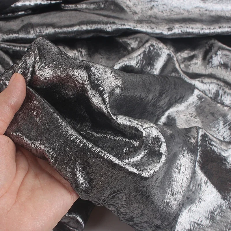 Tessuto placcato oro nero e argento con stampa a caldo di fascia alta per cucire abiti da sera, gonne alla moda e tessuti per abbigliamento