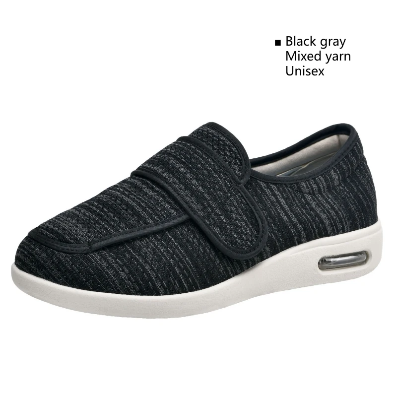 Black gray yarn
