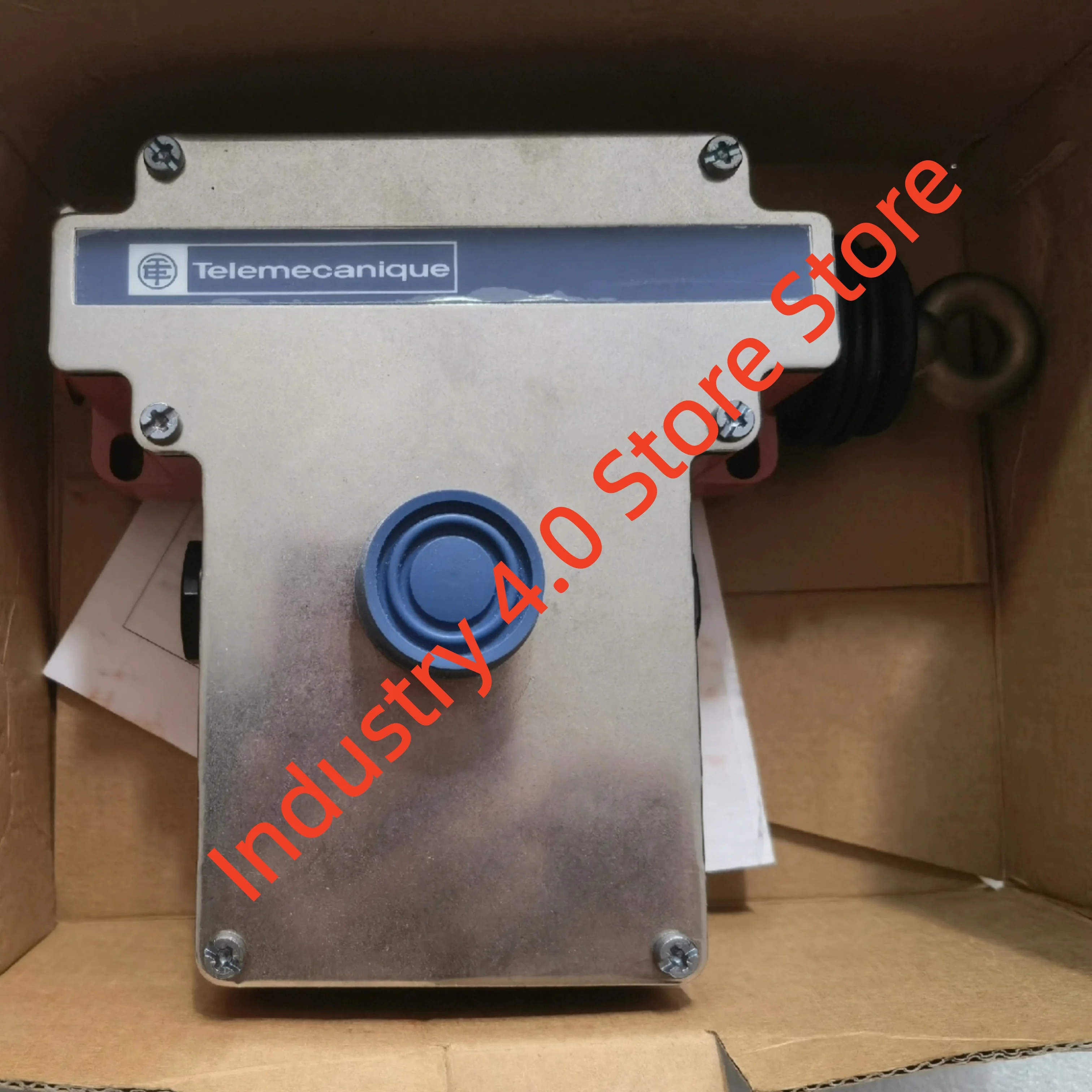 Nuovo originale XY2CE1A290 XY2CE1A296 Interruttore di arresto di emergenza con cavo di trazione