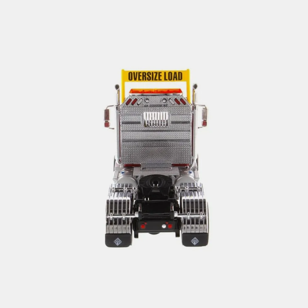 1:50 Scale HX520 Day Cab Tandem Tractor Red Alloy Collectible Gift Static Display Model Diecast Masters DM71002