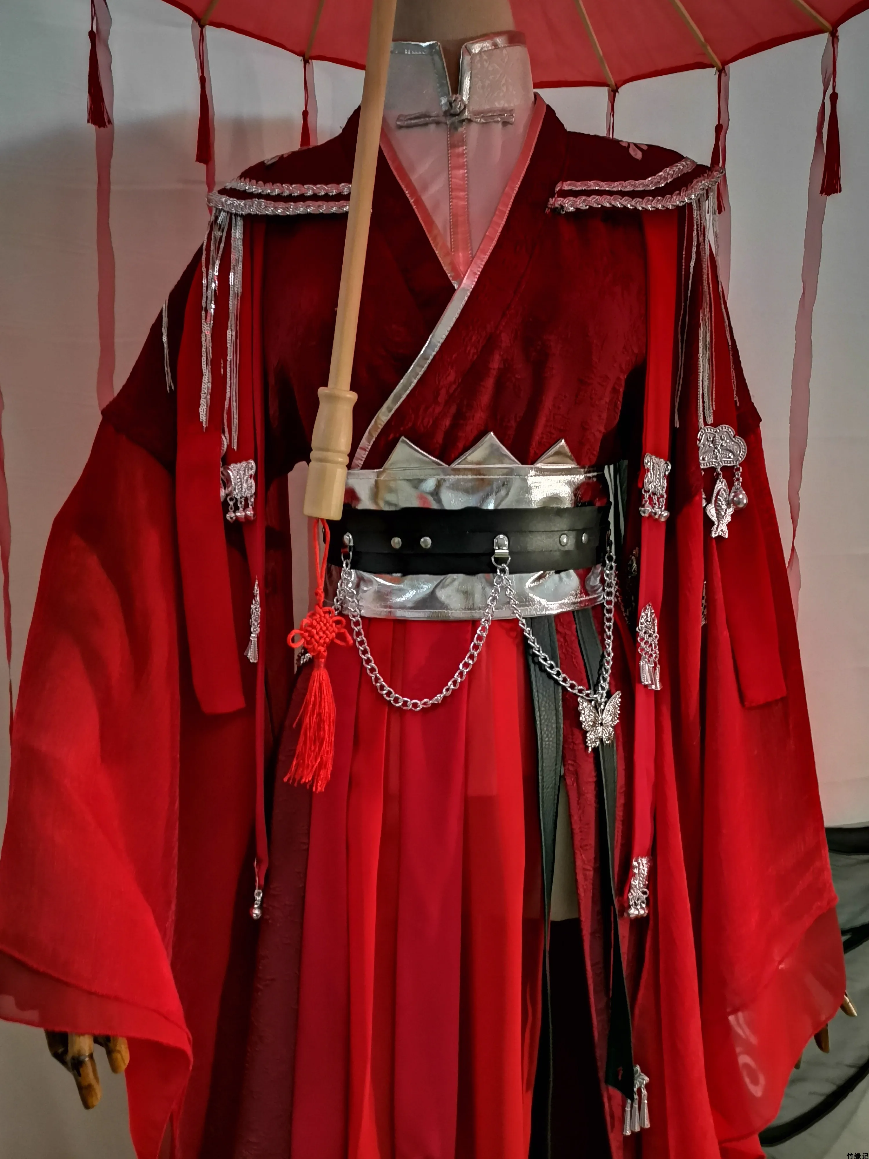 Traje de Cosplay de Anime para hombre, traje de Hua Cheng Xue Yang Mo Ran, negro y rojo, accesorios de fotografía, linterna, ventilador, látigo,