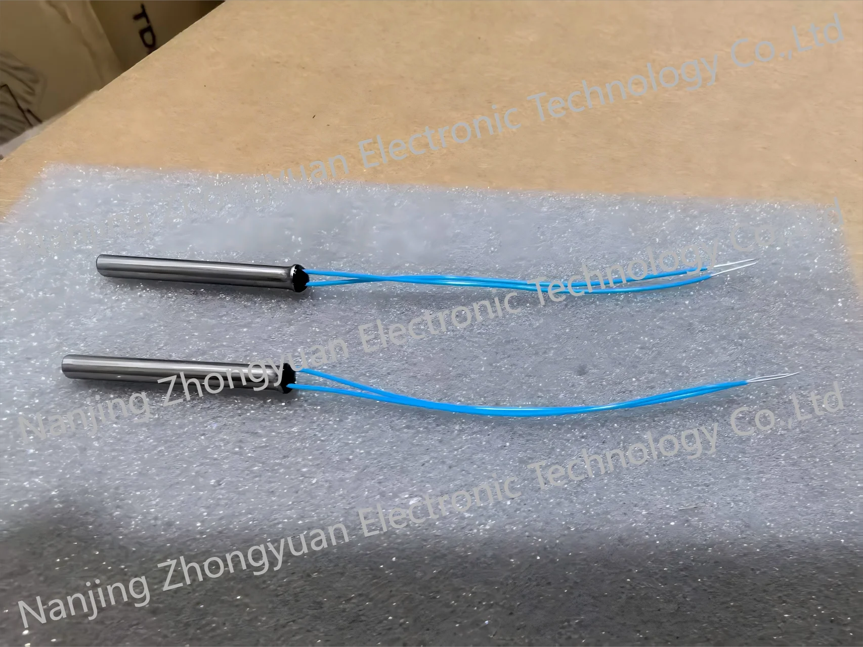 EPCOS TDK PTC B59050D1100B040 Thermistors PTC Thermistor D 1050-B 100-A 40 NAT 100 GRAD C  point level sensors