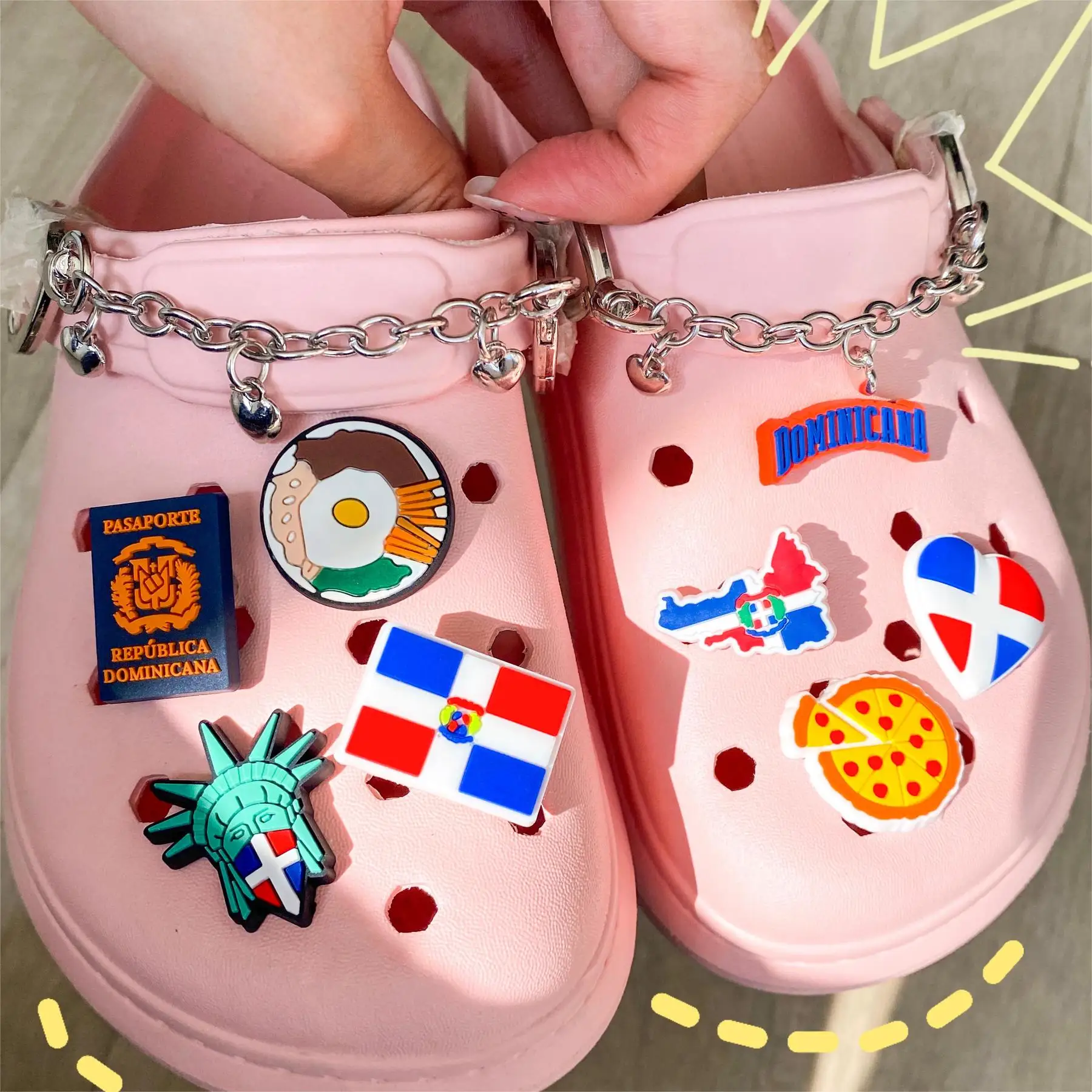 1 szt. Flagi dominika DIY jedzenie Pizza zawieszki do butów dominikański symbol list dekoracja buta dzieci śmieszne prezenty