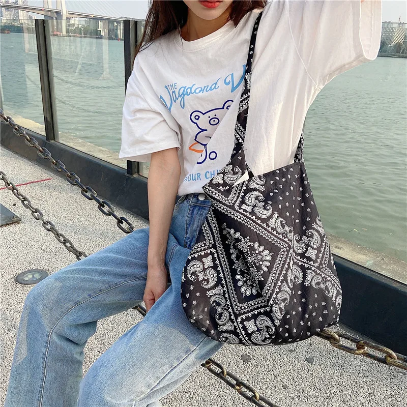 Women's Handbag Ethnic Style Canvas Shoulder Bag LargeCapacity Shoulder Bag Shopping Tote Bag Retro Leisure Travel Beach Handbag