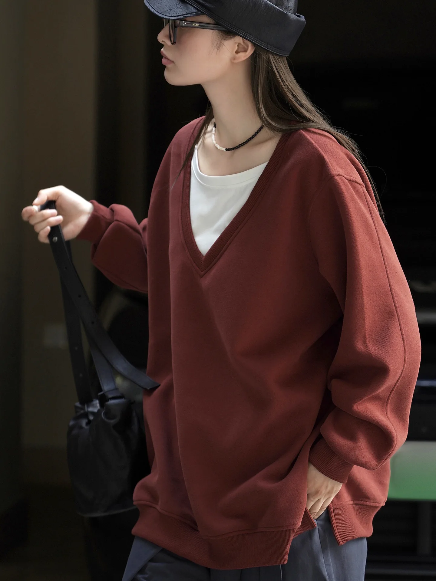 

Осенний новый корейский стиль, ленивая и расслабленная искусственная толстовка из двух частей с круглым вырезом, свободный силуэт, топ для женщин