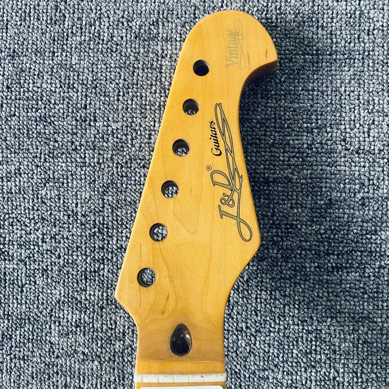 HN213  J&D Bothers Electric Guitar Unfinished Tremolo Model ST Guitar Neck Natural Maple with Damages Special Sales for DIY