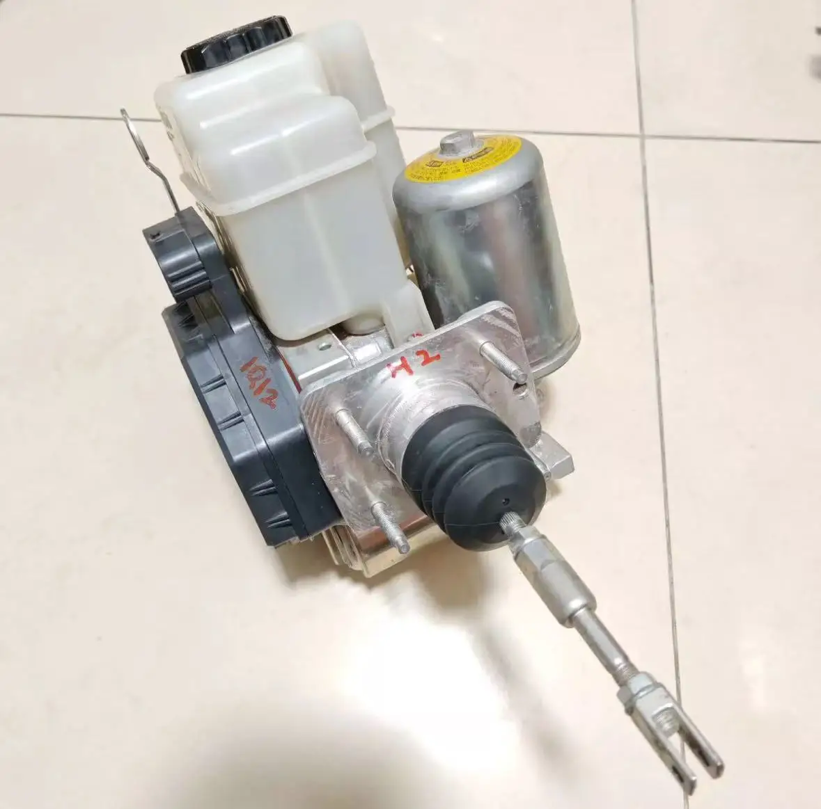 Bomba ABS TLF 8954160190 89541-60190 8954160191 89541-60191 8954160390 89541-60390 8954160391 Cilindro de freio para Land Cruiser