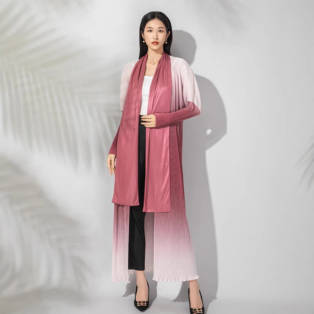 

Miyake High-end Pleated Long Windbreaker Women's Fashionable and Loose Printed Gradient Scarf Collar Long Coat