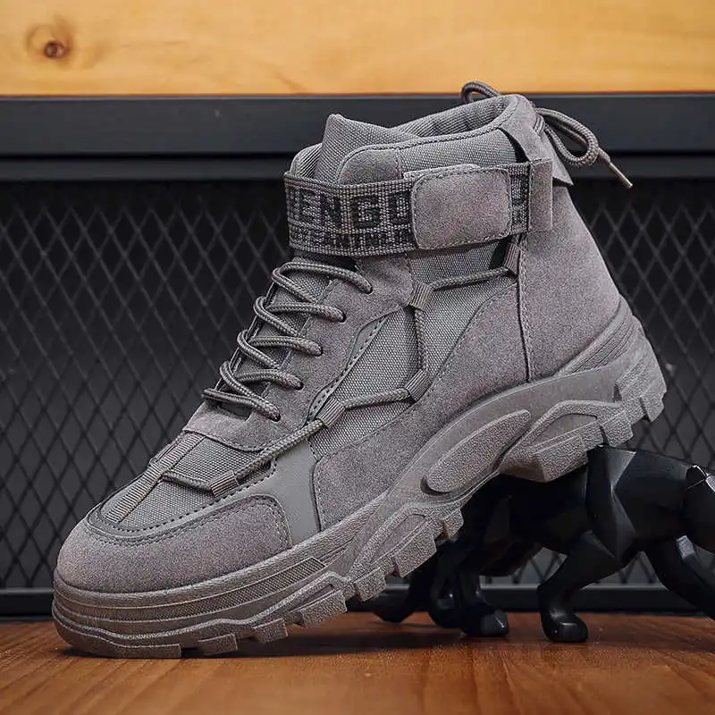 

Короткие женские туфли средней длины оптом на маленьком каблуке. Женские кроссовки на низком каблуке. Спортивные дизайнеры. Суперпредложения. Изготовление обуви.