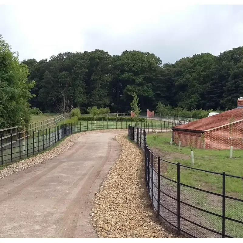 Economical Euro Estate Panel Fencing Wrought Iron Livestock Panels and Durable Animal Control Wrought Iron Parkland Fence