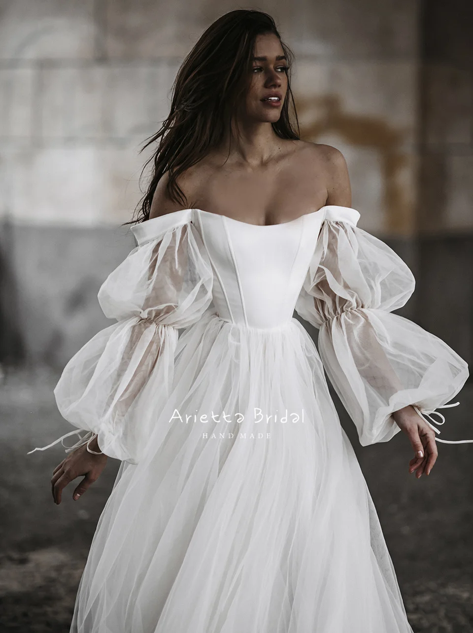 Arietta Off-the-Shoulder Beach Wedding Dresses Puff Sleeves Satin Corset Top A-Line Bridal Gowns Open Back Tulle Bride Dresses