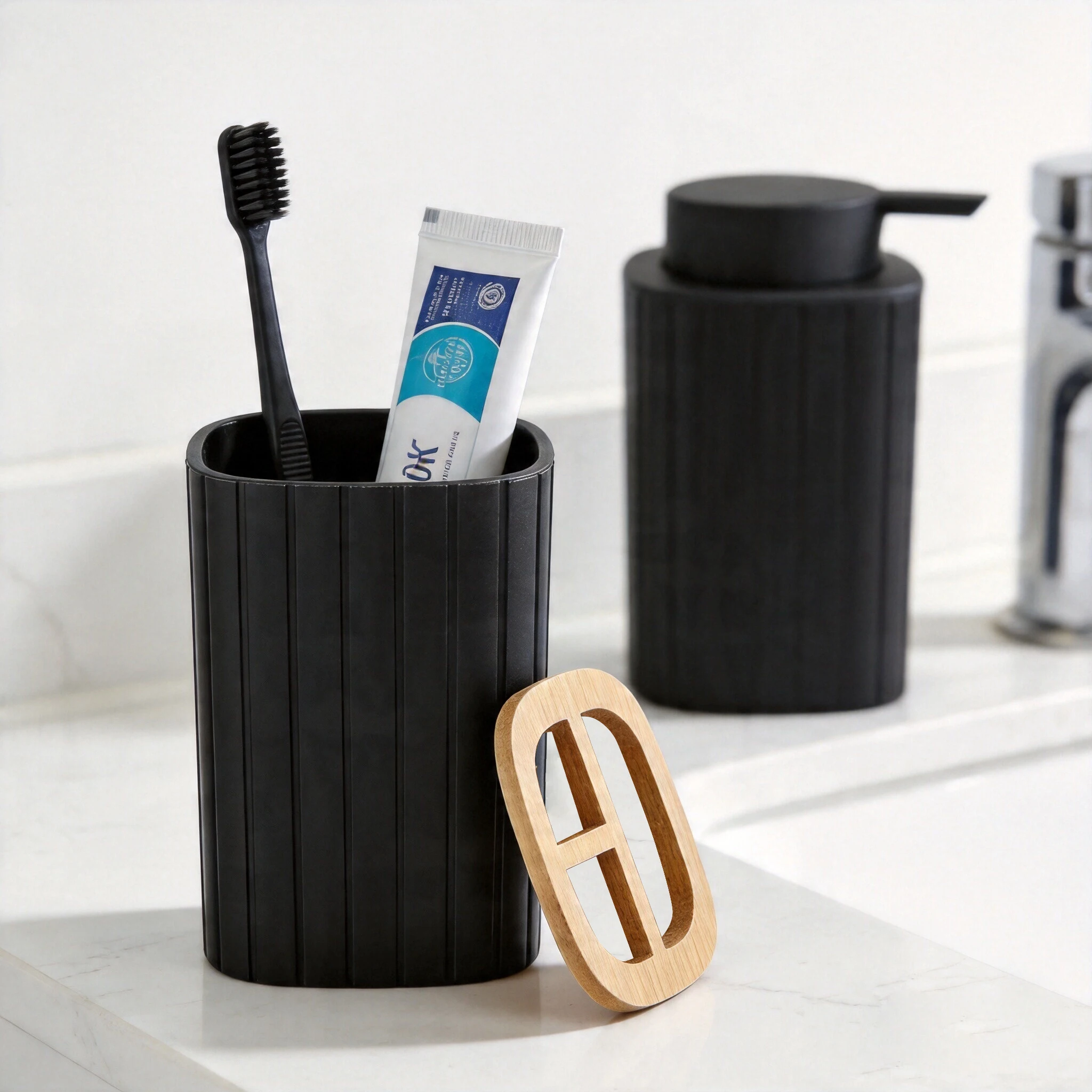 2pcsVanity Hands Soap Dispenser and Toothbrush Holder for Bathroom, Matte Black Vanity Liquid Soap Bottle and Toothpaste Cup Set