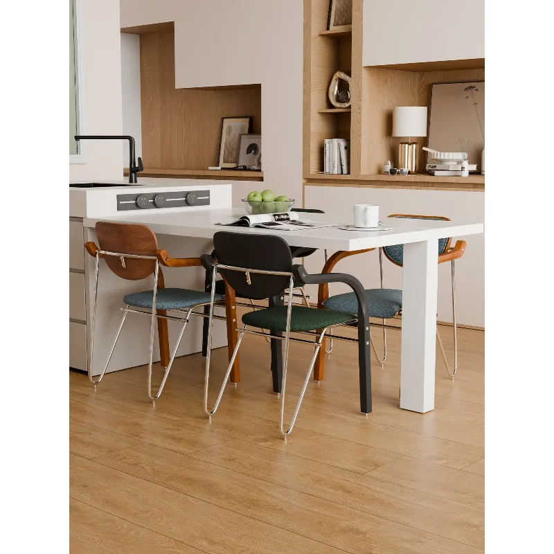 Французский обеденный стул в стиле ретро, легкий роскошный бытовой средневековый обеденный стол из цельного дерева для отдыха, гостиной, подлокотника