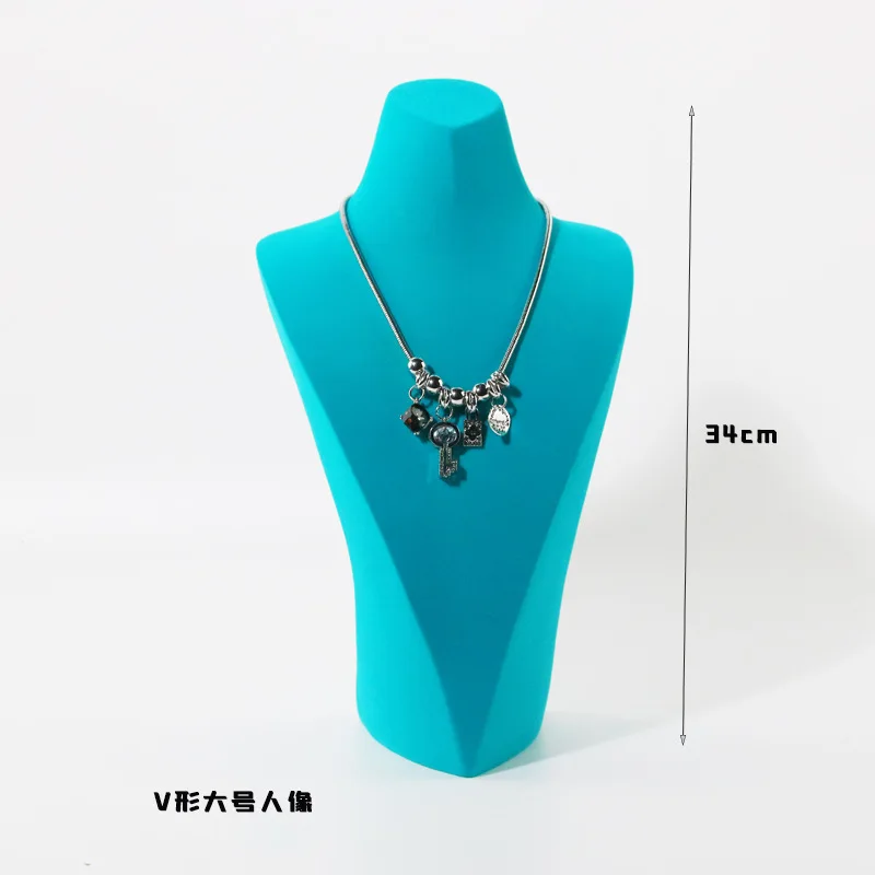 Jewelry wearing green like V necklace display window display props live display exhibition act the role ofing is tasted