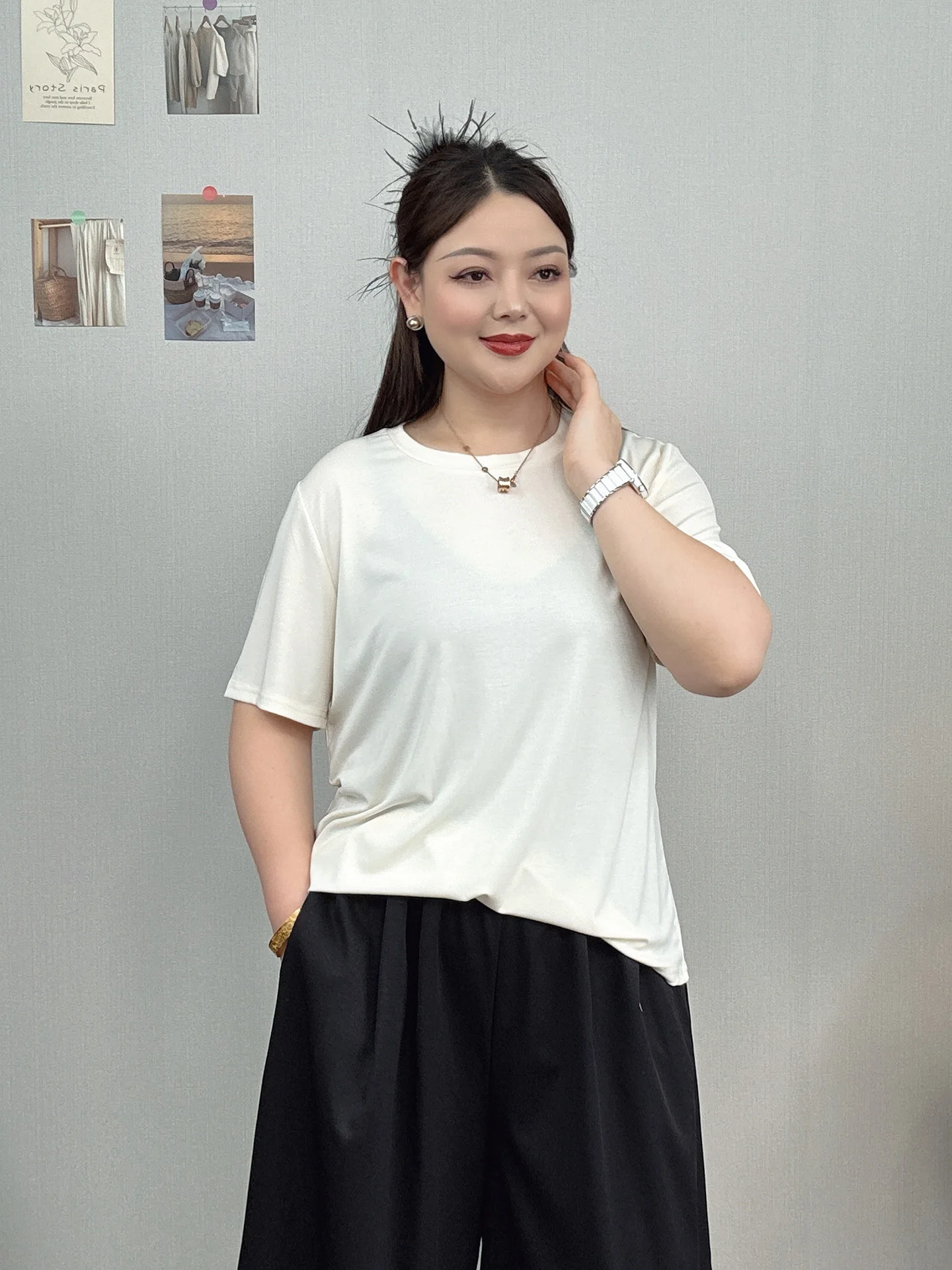 

plus Size Women's Loose round Neck Short Sleeve T-Shirt Comfortable Casual Style White Slimming Effect Spring Summer Top