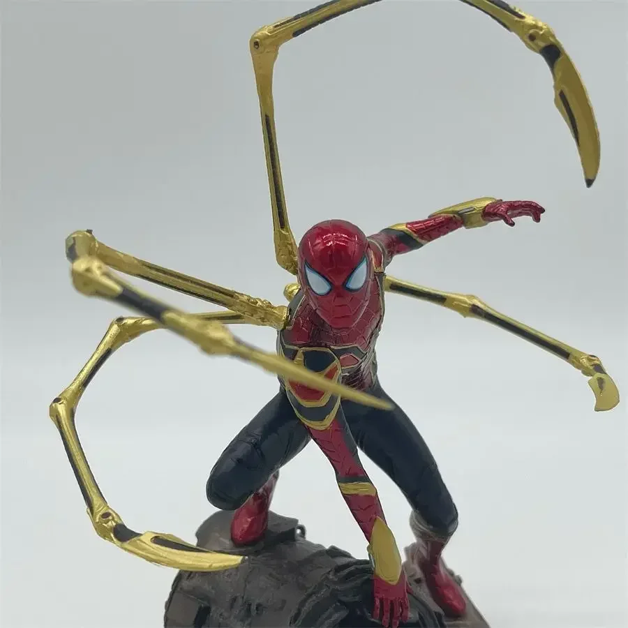 Spider-Man Figure Model Birthday Gift Avengers Super Heroes Expedition Alliance Exquisite Boxed Boy Bedroom Chassis Ornament