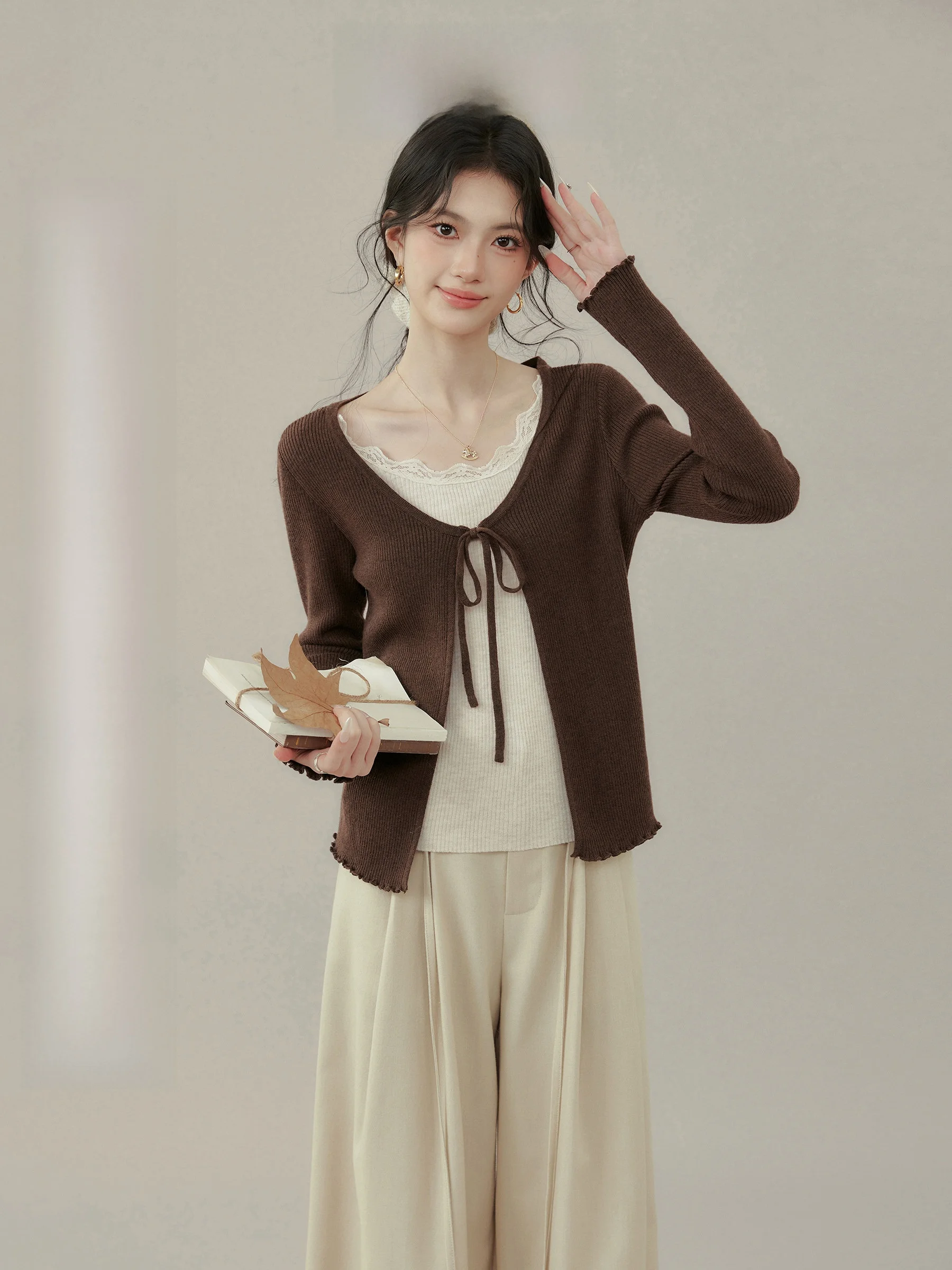 

Вязаный свитер для полных женщин, имитация двойки, с длинным рукавом, V-образный вырез, стандартная длина, осенний топ