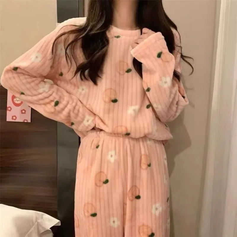 Thicken Velvet Pajama Sets Autumn and Winter Ladies Cute Two-Piece Coral Velvet Pullover Pajamas Plush Thickened Loose Homewear