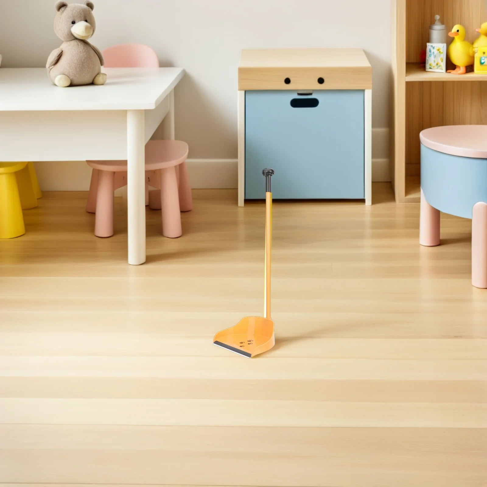 

2Pcs Childrens Cleaning Kit Broom and Dustpan Set for Toddlers Mini Lightweight Design with Tiger Print Promotes Selfcare Skills